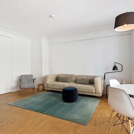 Luminous Modern Close To The Sea ! Apartamento