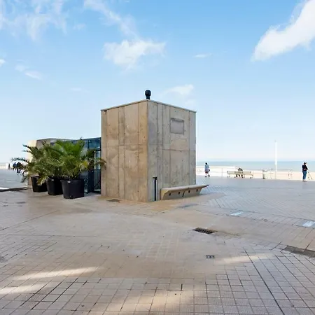 Luminous Modern Close To The Sea ! Apartamento