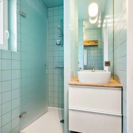 Apartamento Luminous Modern Close To The Sea !